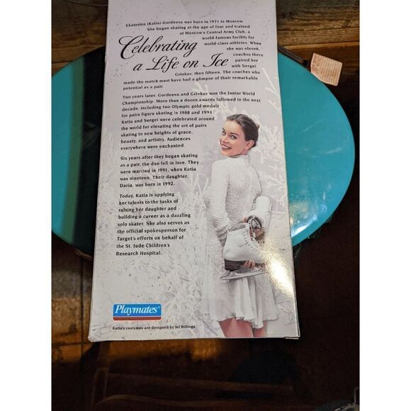 PLAYMATES CHAMPIONSHIP SKATING COLLECTIBLES - 1997 New Ekaterina ((Katia) Gordee - Picture 4 of 6